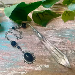 Unik stor bergskristall /Obsidian pendel