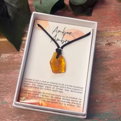 Bärnsten halsband