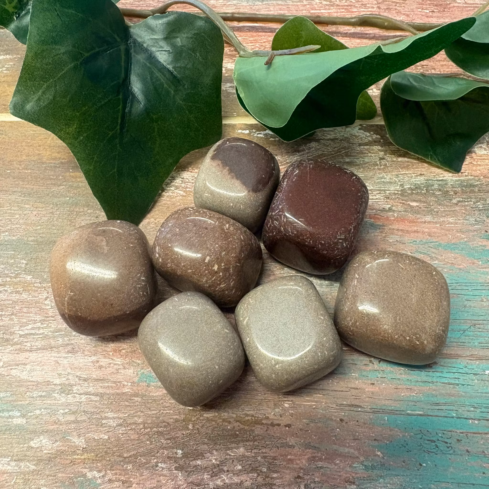 Tumlad Narmda river stone