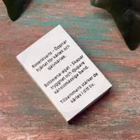 Kristaller i ask -Kärlek