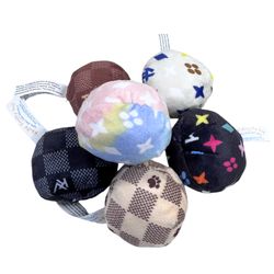 Haute Diggity Dog Kitty Vuiton bollar