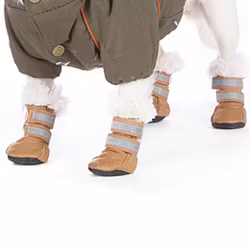 Boots w fleece inside Brown w Crystals