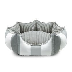 Hundbädd Monte Carlo, Grey