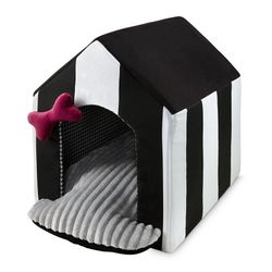 Dog House Monte Carlo Black