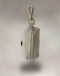 By Teddy Marschmallow Bouclé Bajspåsehållare
