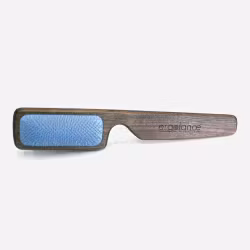 BIOGANCE Mjuk Karda, Trähandtag