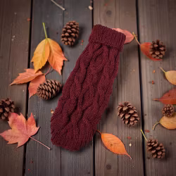 Jackie Handstickad hundtröja i ull, Vinröd