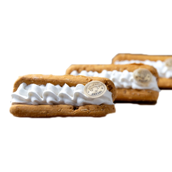 Doggy Éclair – Spannmålsfri Hundgodis med Jordnötssmör & Carob