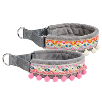 Doxie Collar Boho PomPom – Handgjort Halvstryp