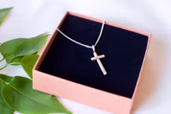 3D Kors silverhalsband