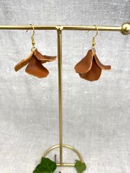 Cognacsbrun "Petal"