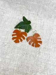 Terracotta "Monstera"