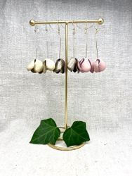 Beige "Magnolia"