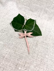 Halsband med rosa "Trollslända" av läder