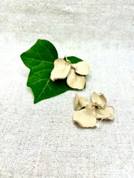 Beige "Petal”
