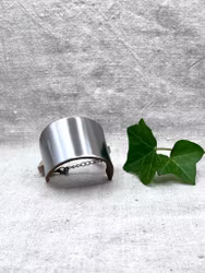 Läderarmband "Cleo" silvergrått, blankt, nr 23