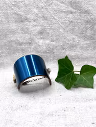 Läderarmband "Cleo" petrolblått, blankt, nr 29