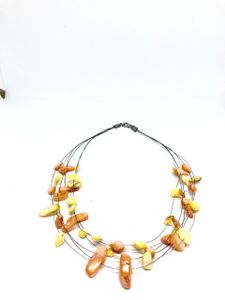 Made by Ester Halsband 6-radigt  snäcksskal gul/orange