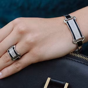 C Stockholm armband med glittrande cubic zirkonia stenar