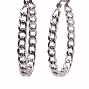 Bud to Rose CHain Hoop Earring