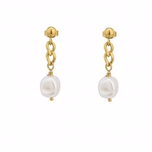 Bud to Rose Devious pearl chain earring gold