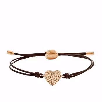 Fossil armband i brunt läder med ett hjärta i roséfärg med stenar
