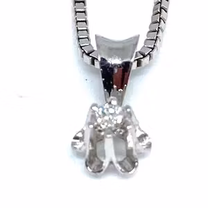 Vackert vitguldshänge med  0,07C Brijantl