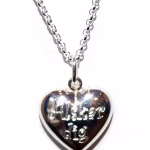 Gillar dig  silverhjärta inkl kedja kalas