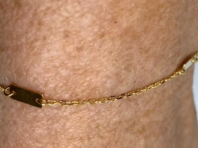 Vacker guldhalsband från Scoop 18k hos EricssonUr och Guld
