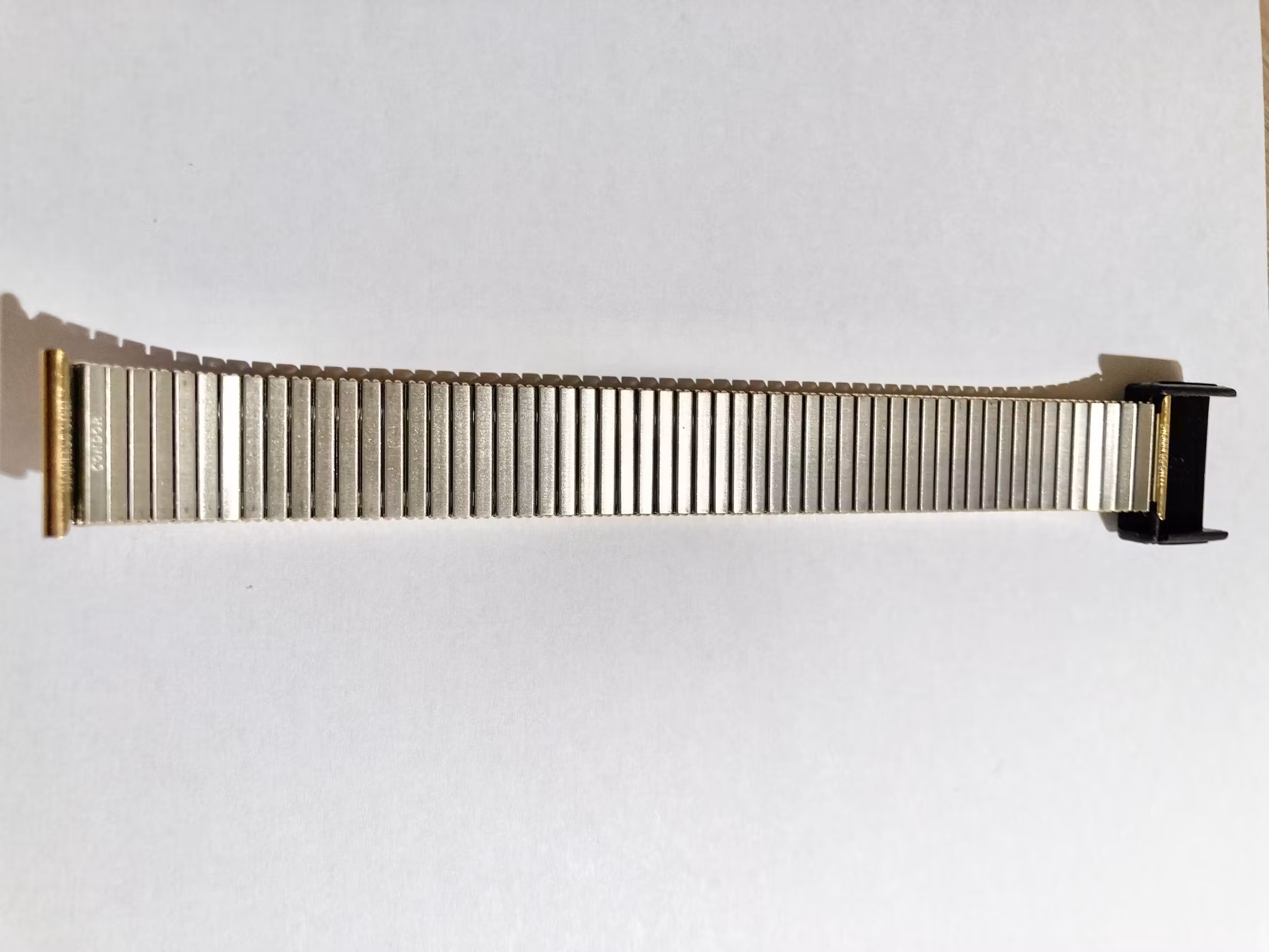 Fjädrande klockarmband