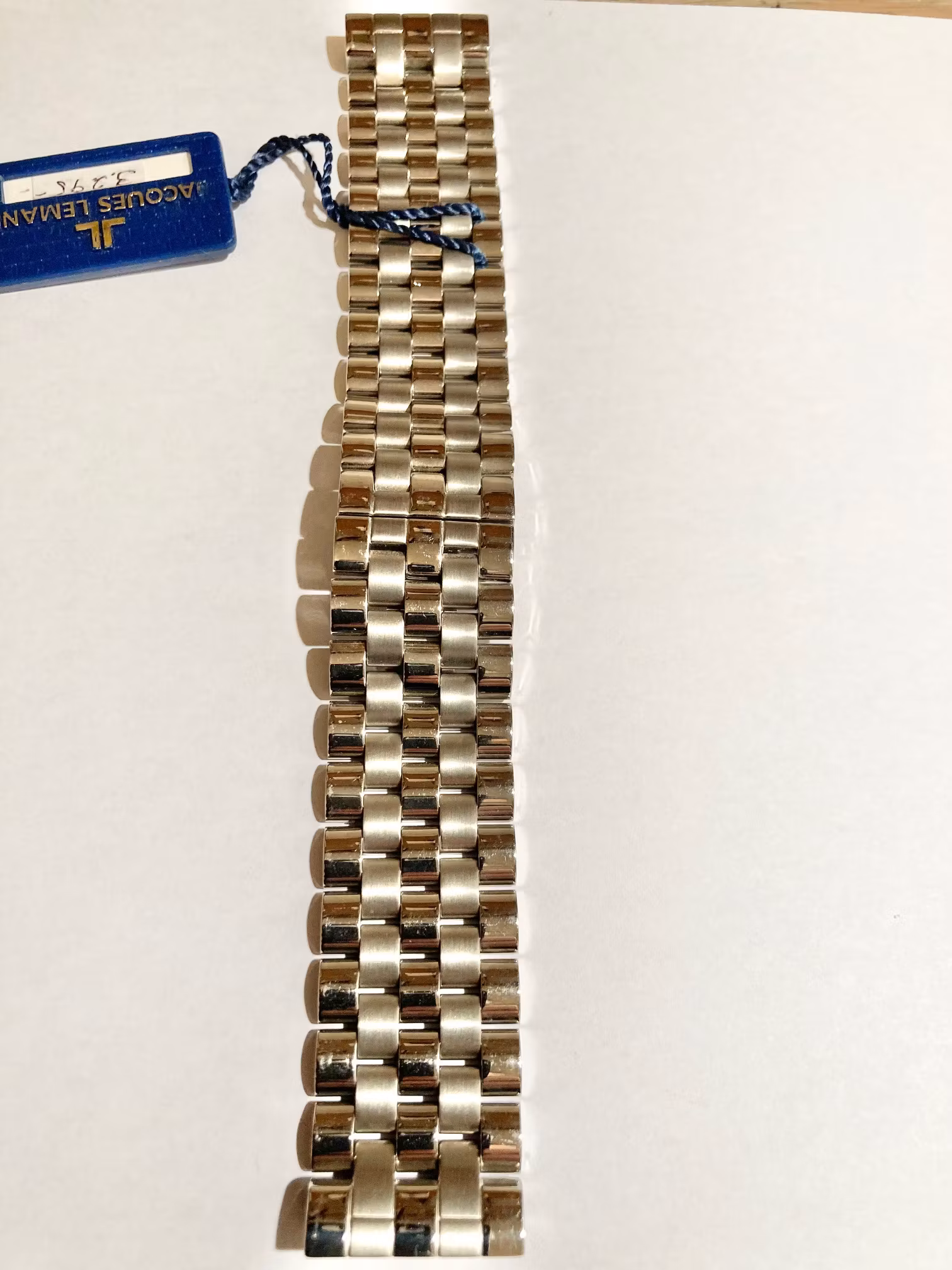 ORIGINALLÄNK TILL JAQUES LEMANS ARMBANDSUR HOS WWW.ERICSSONUROCHGULD.SE
