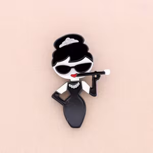 Audrey Hepburn Brosch svart vit