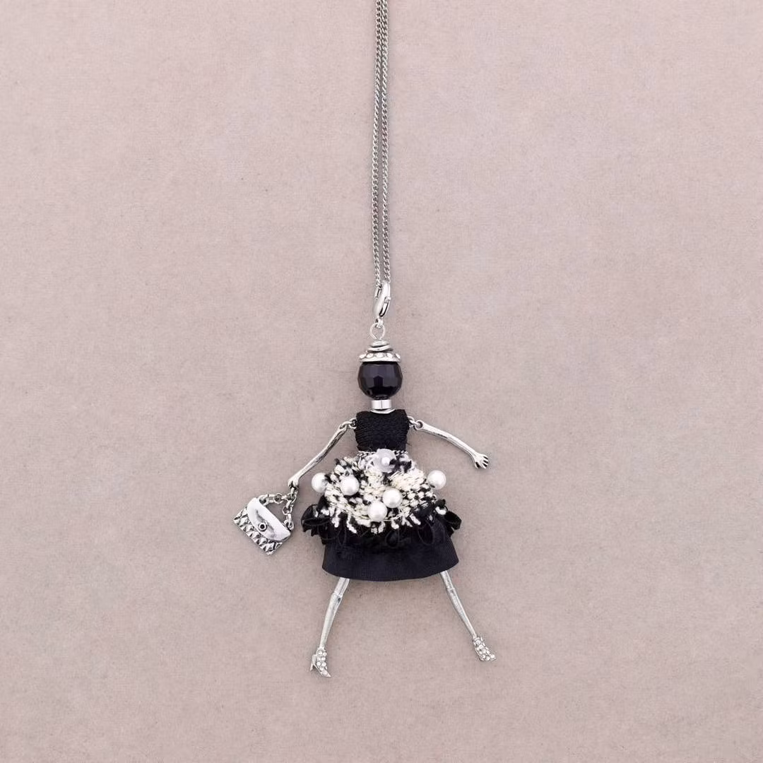 Docka halsband 50cm svart silverfärg Sonata