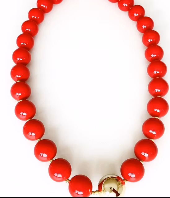 rött halsband av kulor by odahl