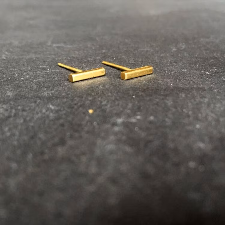 MAGIC WAND STUDS MÄSSING
