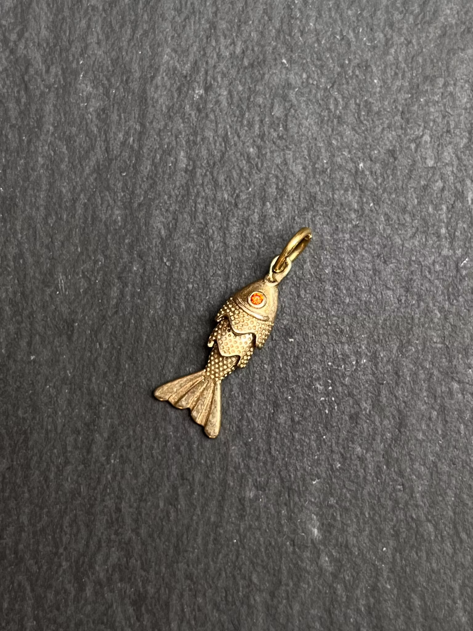 ELEMENTS ARMBAND MED 1 VALFRITT HÄNGE