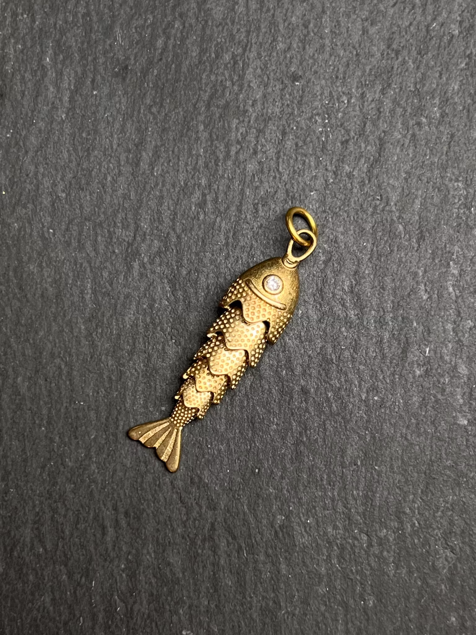 ELEMENTS ARMBAND MED 1 VALFRITT HÄNGE