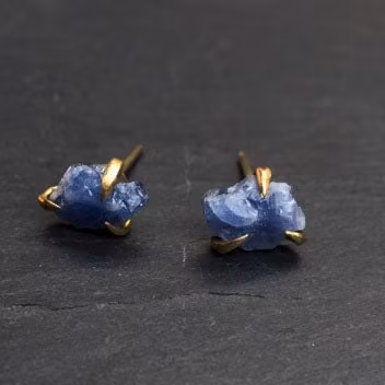 PAR CLAWSTUDS MED SAFIR I MÄSSING