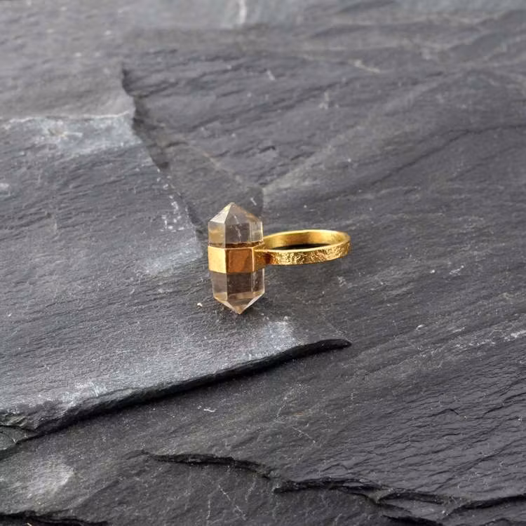 BANDRING MED RÖKKVARTS MÄSSING