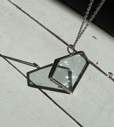 DIAMOND GLASSFRAME HALSBAND FÖRSVILRAT