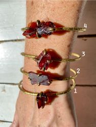 RÅ GRANAT STONE BRACELET
