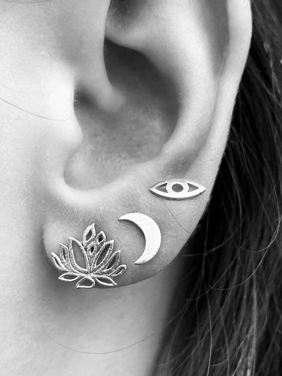 LOTUS STUDS 925 SILVER