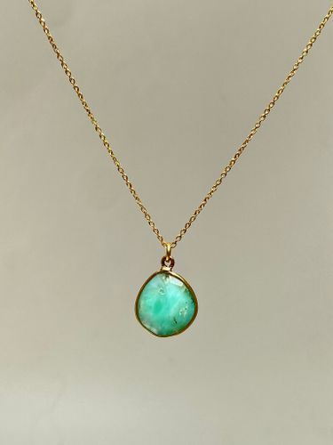 KRYSOPRAS STONE PENDANT HALSBAND PÅ TUNN KEDJA I MÄSSING