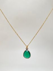 GRÖN ONYX STONE PENDANT HALSBAND PÅ TUNN KEDJA
