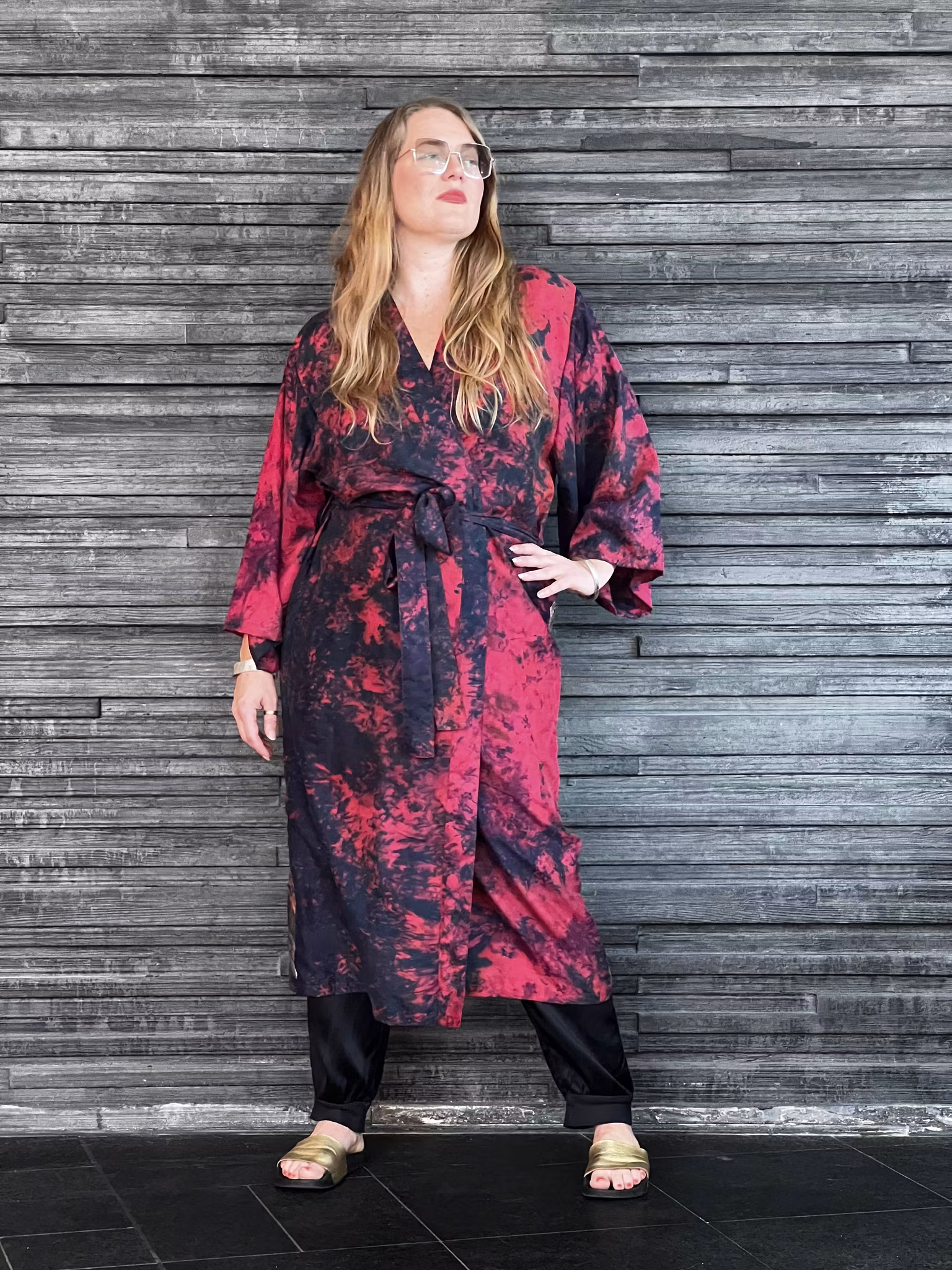 RECYKLAD SIDEN KIMONO RED CORAL