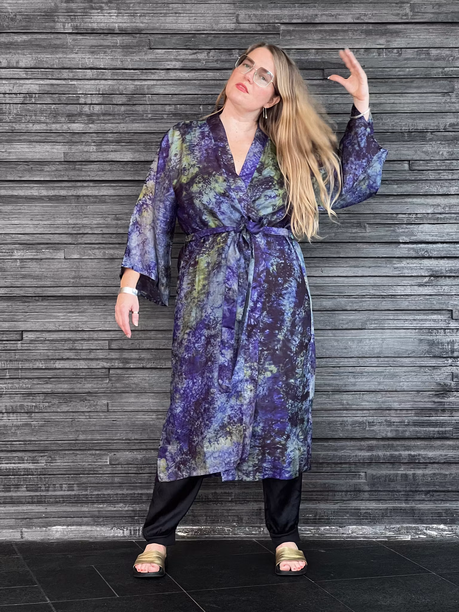 RECYKLAD SIDEN KIMONO METEOR