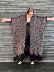 HANDTRYCKT KIMONO #27