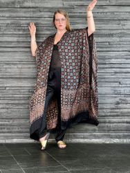 HANDTRYCKT KIMONO #28