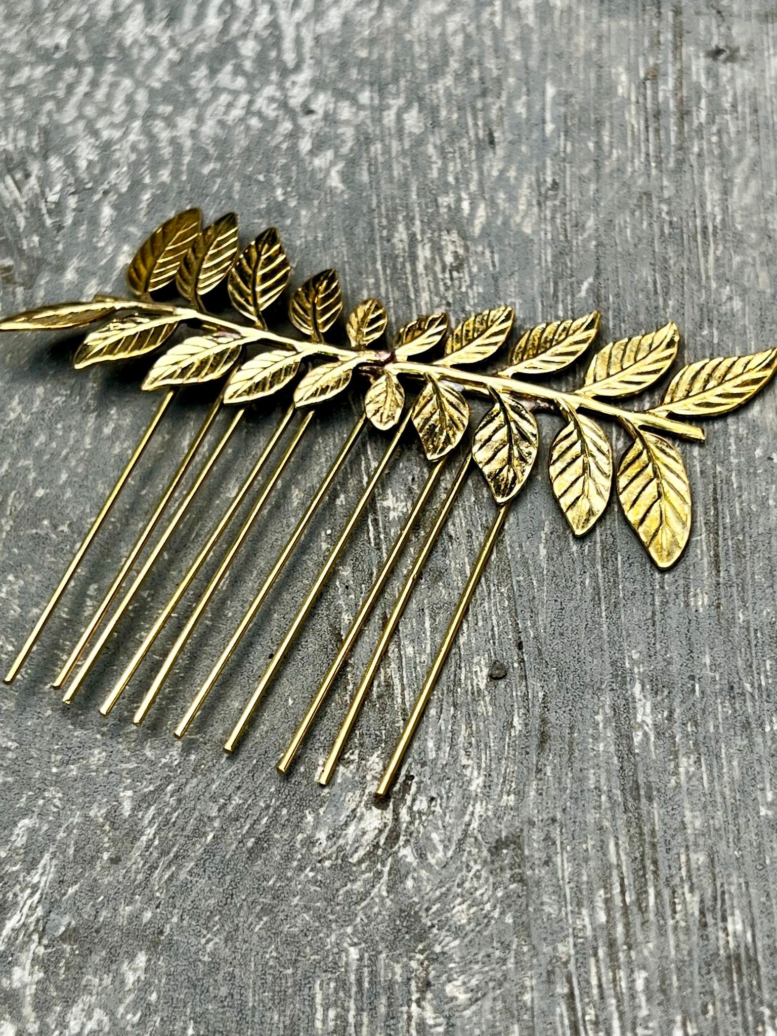 FERN HÅRKAM MÄSSING