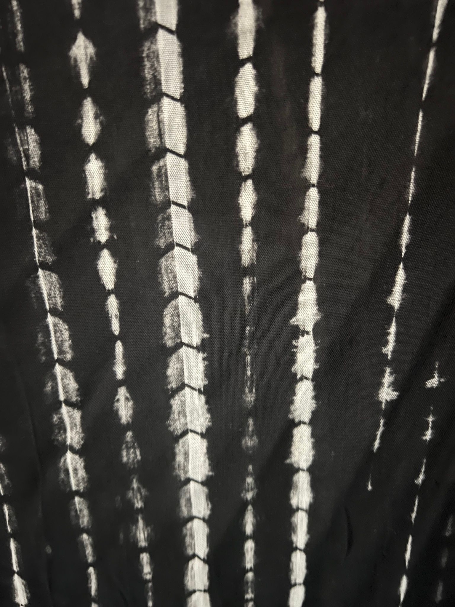 TIE DYE BLACK SPINE